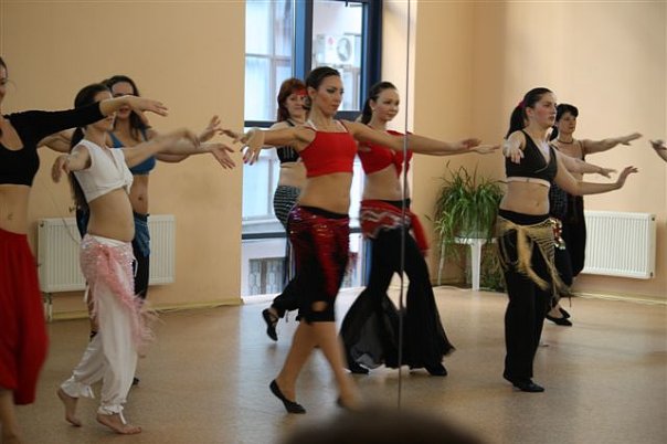 занятия танцами, занятия танцами СПб, занятия танцами Петербург