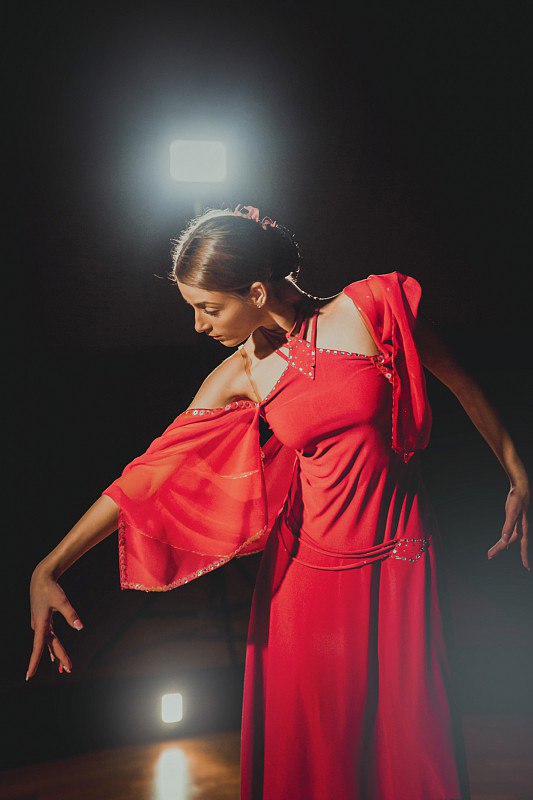 Тищенко Евгения, модерн танец, modern dance
